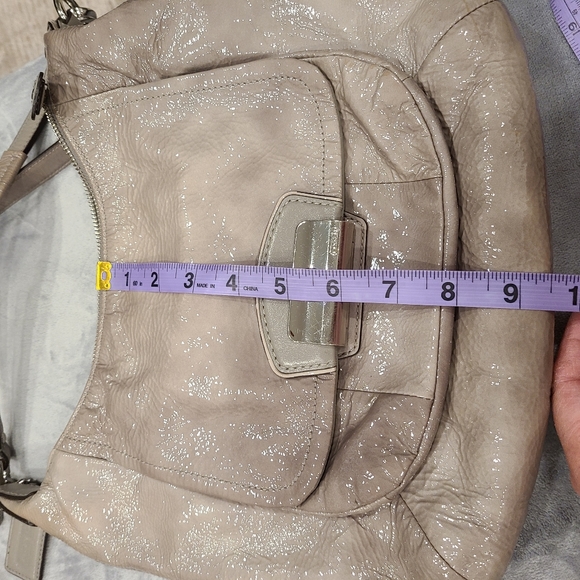 Coach Kristin Patent Leather hobo 19299 bag - Picture 8 of 13
